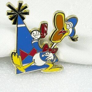 Donald Duck Disney Party Hat Collectible Enamel Pin